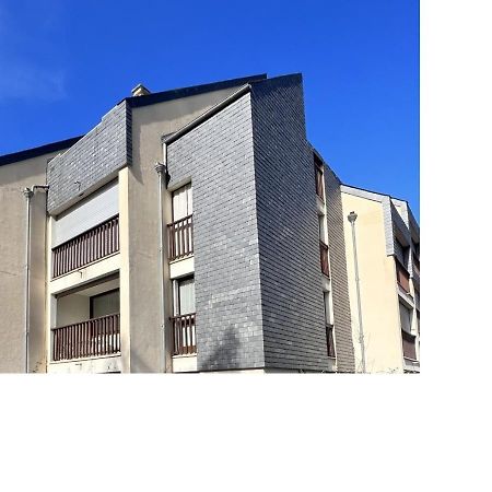 Appt T2 4 Pers Saint Lary Centre Village Parking Exterior photo